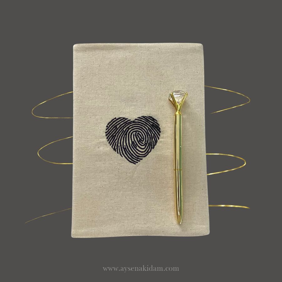 Aşkın İlk İzleri Siyah Parmak İzi No:1 Defter